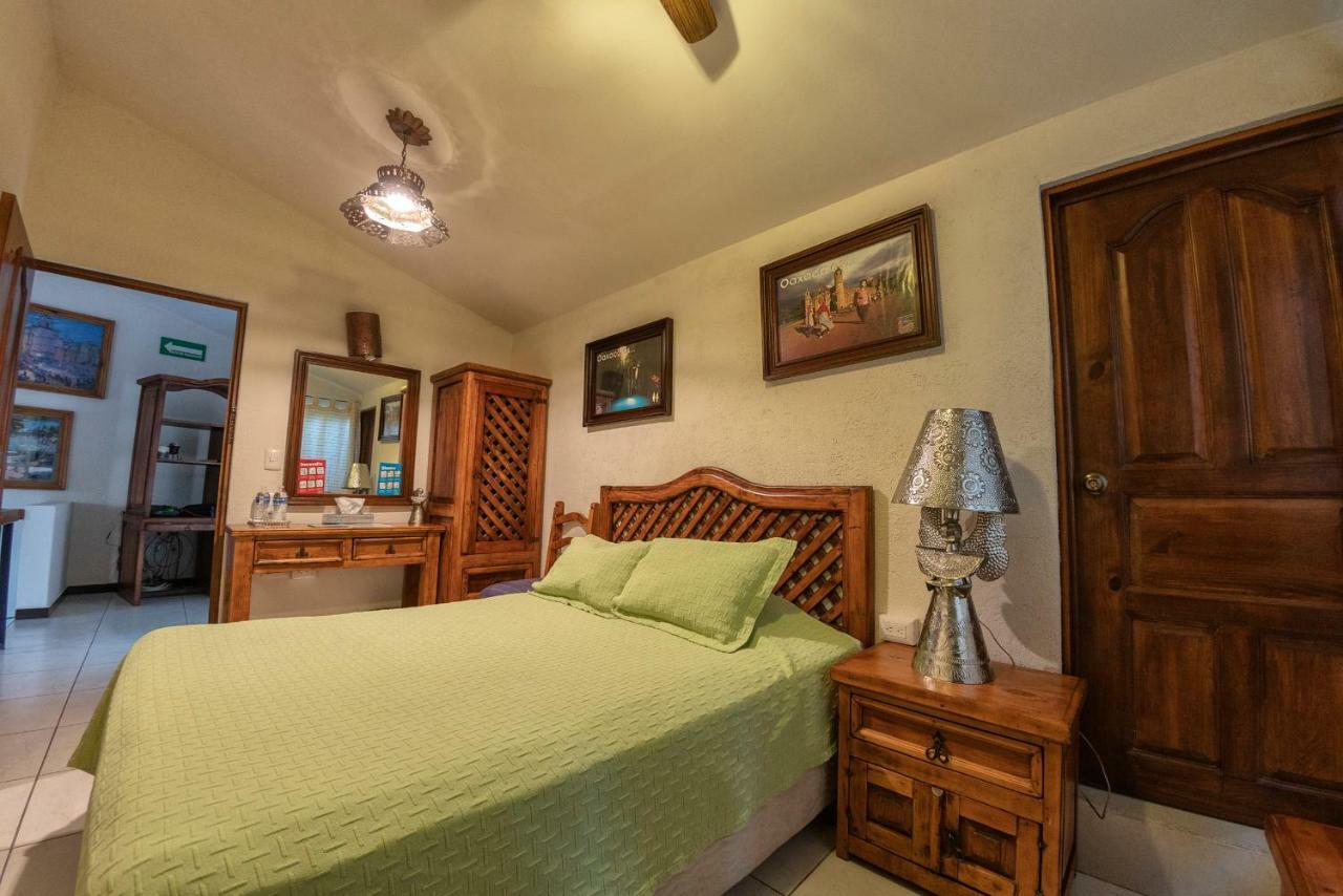 Hotel Casa Yunenisa Oaxaca Buitenkant foto