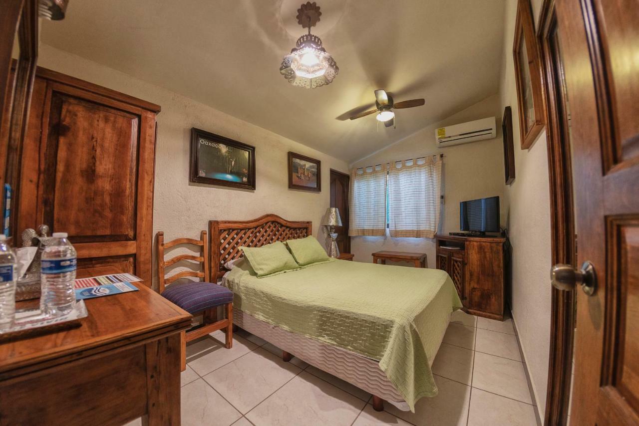 Hotel Casa Yunenisa Oaxaca Buitenkant foto